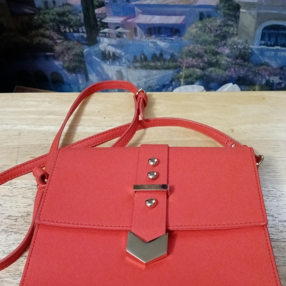 Badgley Mischka “Jane Saffiano”Red Crossbody,Designed In Italy.🇮🇹🍾🛍 - Picture 6 of 14